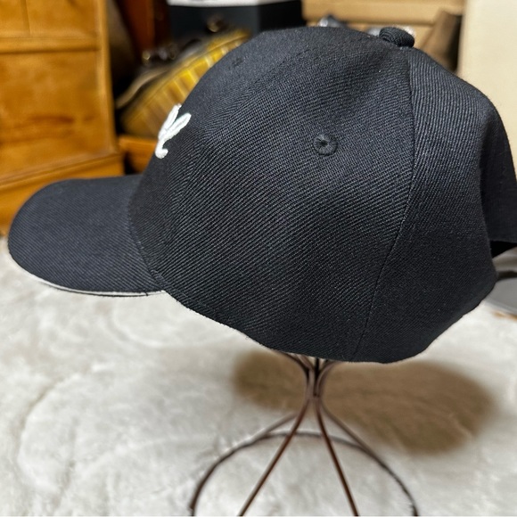 Angel 3-D Embroidered Baseball Cap in Black Women’s OS - Picture 5 of 9